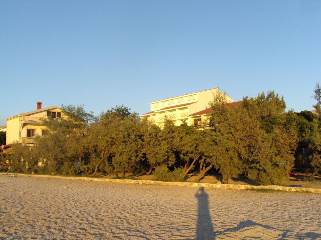 Apartments Galeb Pag - Beach Pag Town Kültér fotó