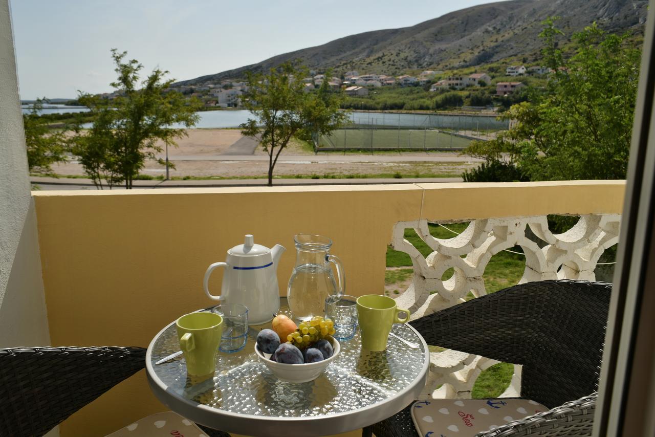Apartments Galeb Pag - Beach Pag Town Kültér fotó